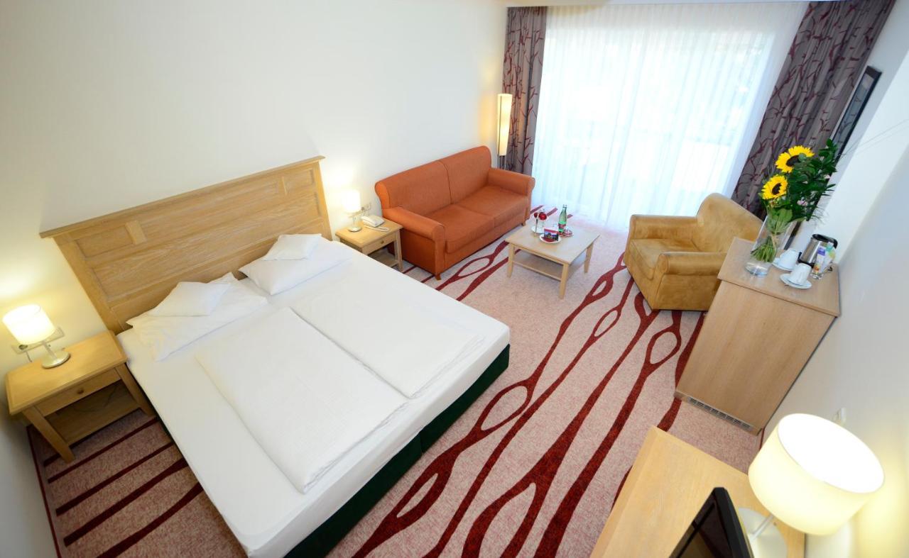 Das Hotel Eden - Das Aktiv- & Wohlfuehlhotel In Tirol Auf 1200M Hoehe Зеефелд в Тирол Екстериор снимка