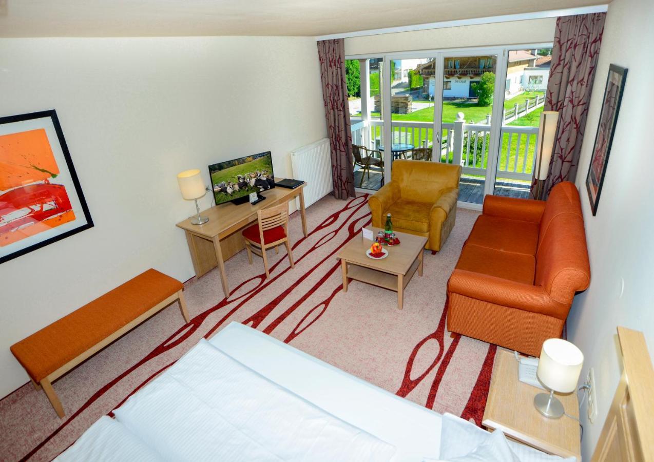 Das Hotel Eden - Das Aktiv- & Wohlfuehlhotel In Tirol Auf 1200M Hoehe Зеефелд в Тирол Екстериор снимка
